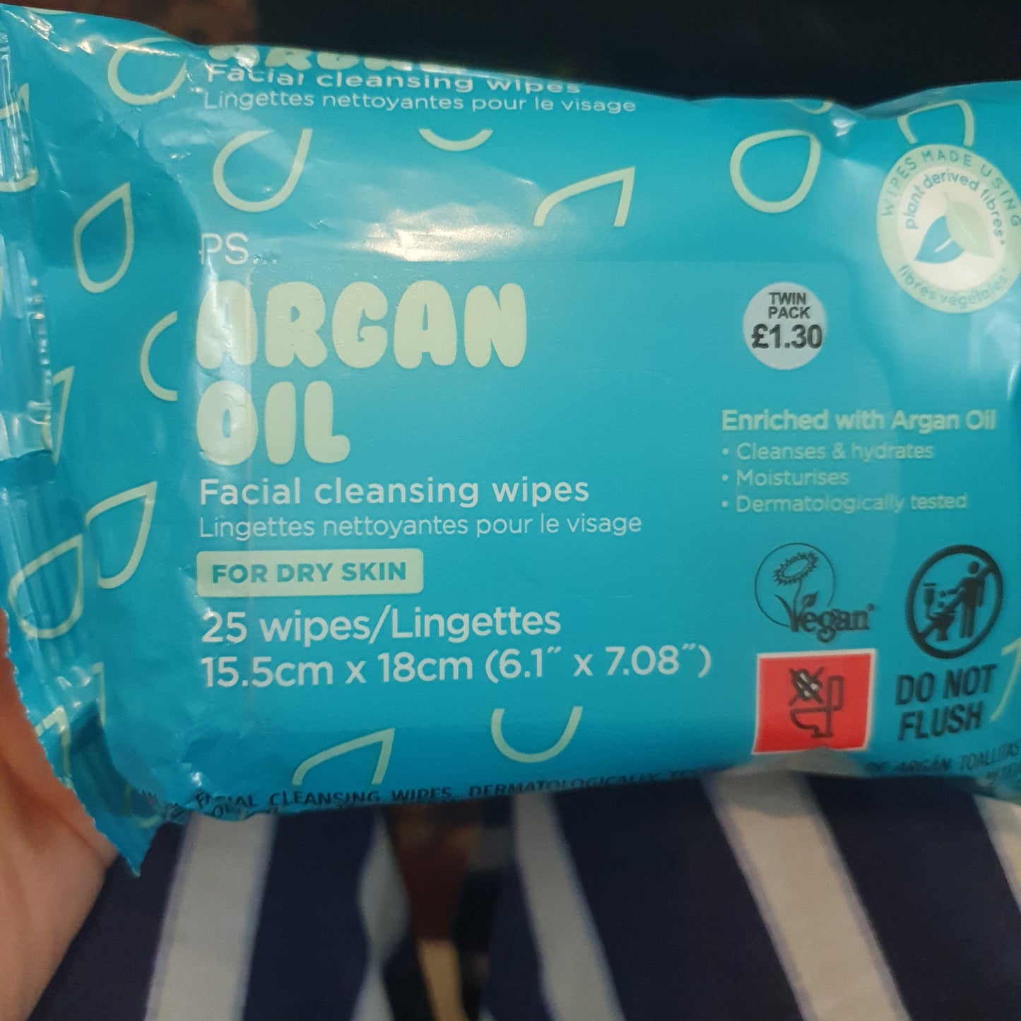 Primark Uk facial Cleansing Wipes 25's buy 1 get 1 free cucumber