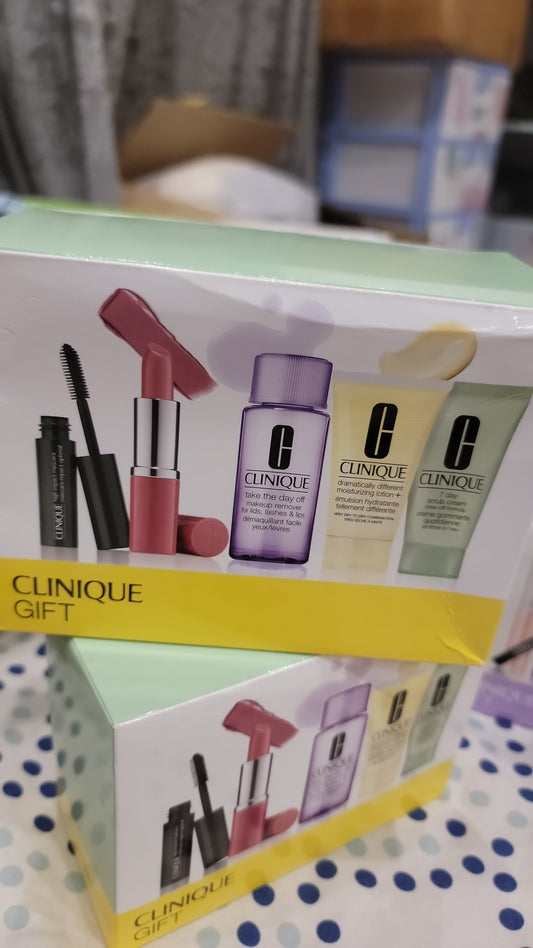 Clinique usa gift set