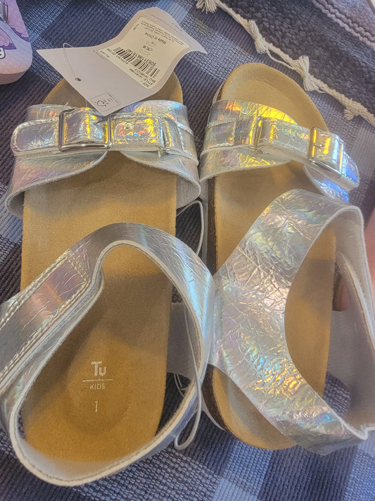 Tu uk silver sandals shoes size 33 ( 8.5 to 9 inches )