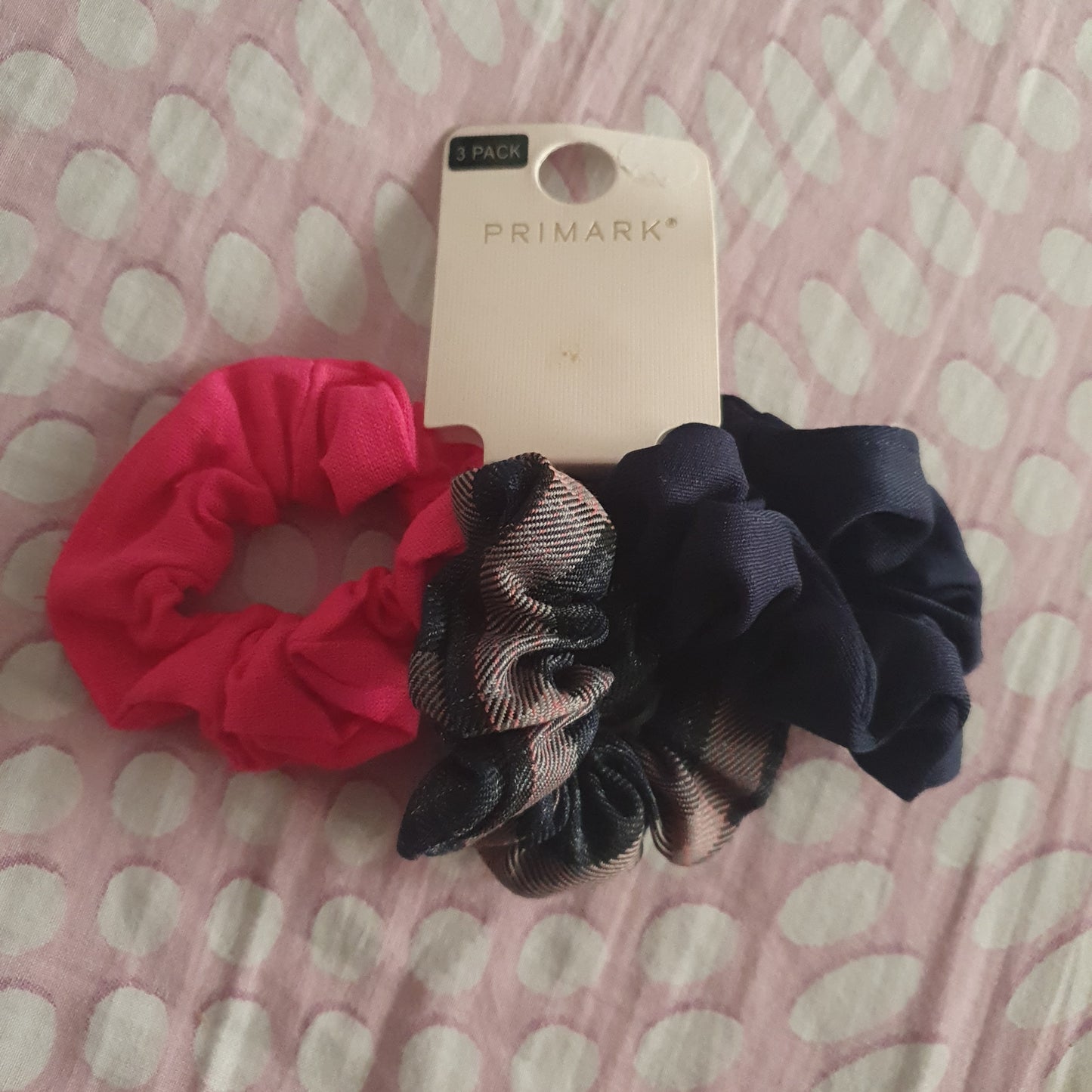 Primark scrunchies set of 3